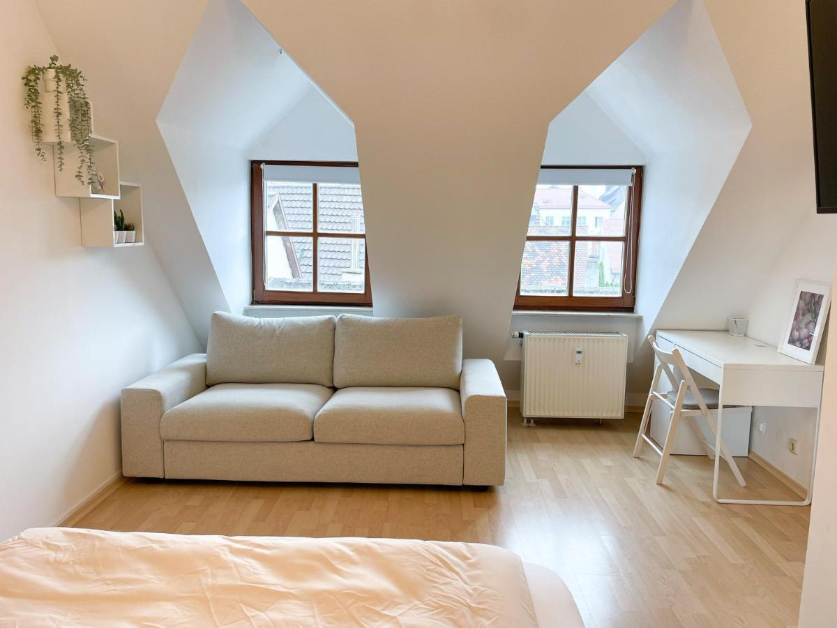Nami - Robin - Helle Apartments Mitten In Der Stadt Memmingen Kültér fotó